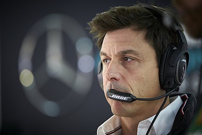 Mit Stratege geplaudert: Platzverlust war Toto Wolffs Fehler
