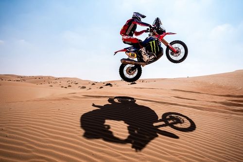 Dakar 2025: Schareina gana la etapa 11 por 33 segundos sobre Luciano Benavides