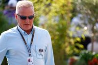 F1: Herbert rebate as alegações de parcialidade de Verstappens e detona a FIA após ser tirado do cargo de comissário