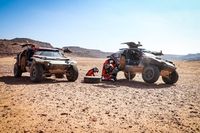 Cristina y Pablo, los salvadores de Dacia en el Dakar: "Estar&aacute;n contentos"