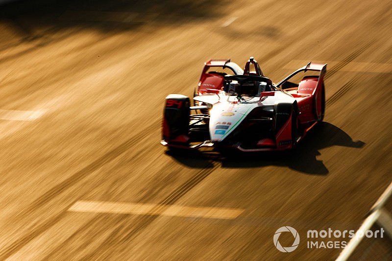Újabb ex-F1-es versenyző vezethet a Formula E-ben
