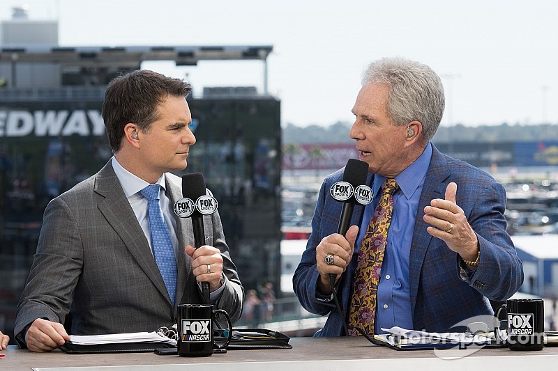 Jeff Gordon to continue as Fox Sports analyst in multi-year deal