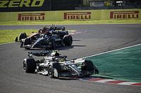 Mercedes hizo re&iacute;r a Sainz dentro del coche usando su truco de DRS