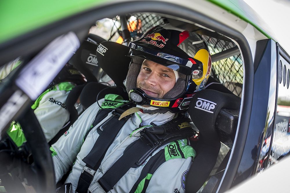 Andreas Mikkelsen, Elliott Edmondson, Skoda Fabia Rally2 evo