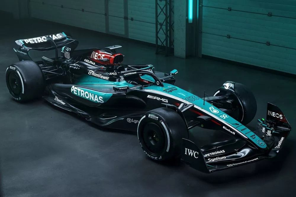 希少F1鈴鹿 2022 パドッククラブパス AMGペトロナス メルセデスチーム メルセデス、F1シンガポールGPは”グリーンアロー”に。パートナーの