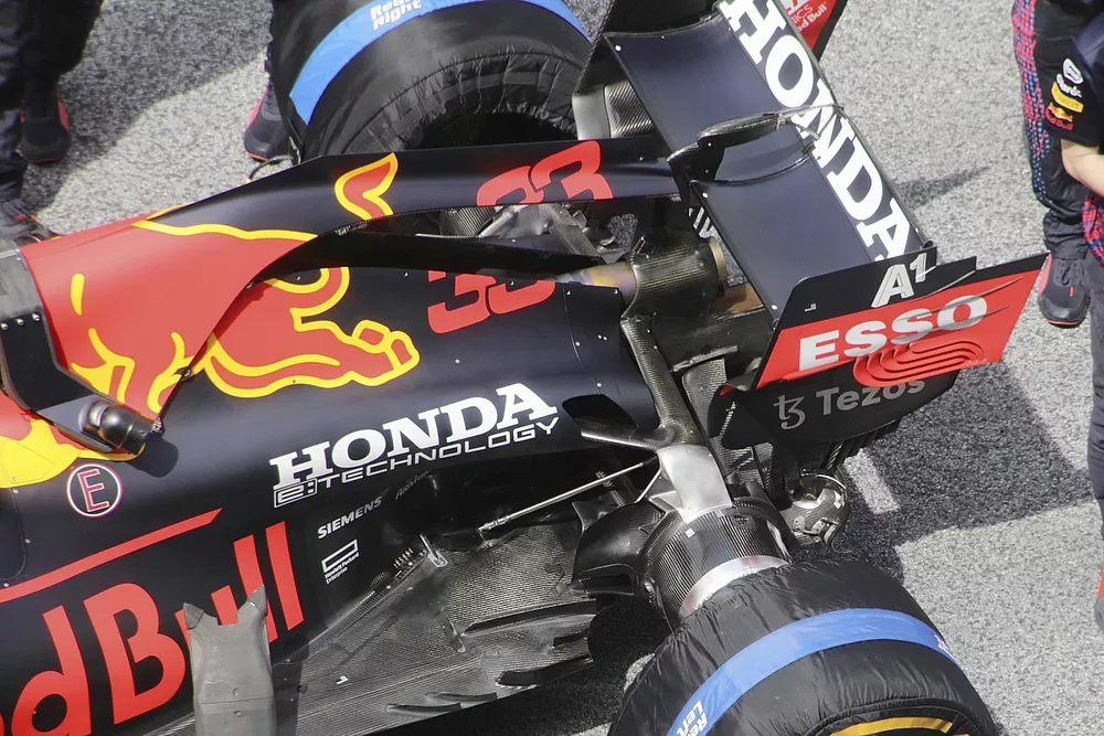 L'arri&egrave;re de la Red Bull RB16B
