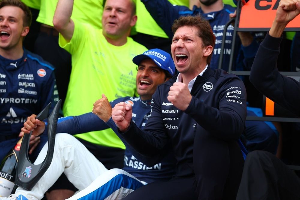 Carlos Sainz, Williams, James Vowles, Team Principal, Williams