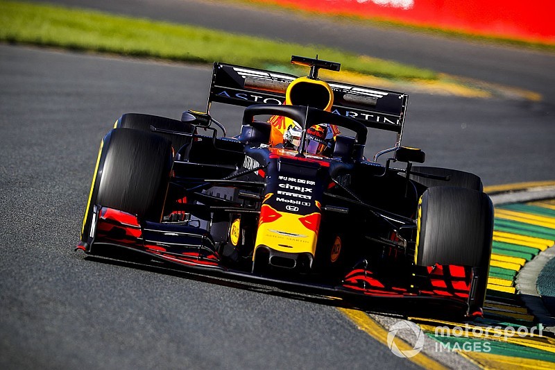 Red Bull changes Verstappen's chassis