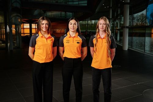F1: McLaren contrata Ella Hakkinen, filha de Mika Hakkinen, para academia de pilotos