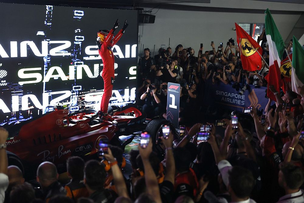 Carlos Sainz, Scuderia Ferrari, 1st position, celebrates on arrival in Parc Ferme