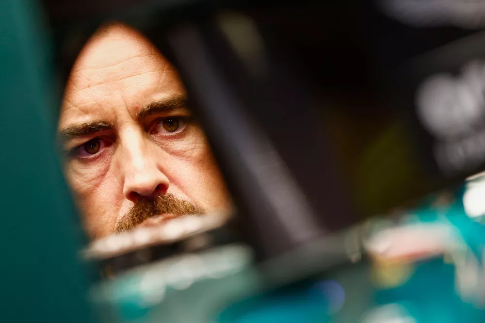 Fernando Alonso, Aston Martin F1 Team