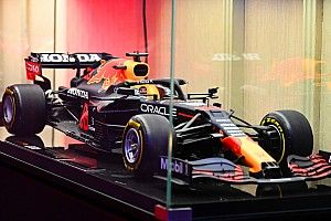 El Red Bull RB16B gana el premio Autosport al mejor coche del 2021