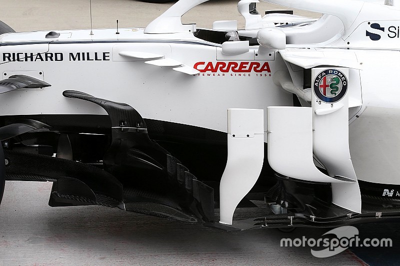 Sauber: nuovo attacco del barge board al telaio e pellicola antiaderente sulla C37