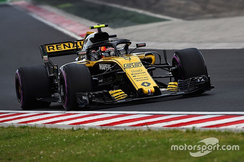 Sainz: İki araçla son seansa kalmaktan mutluyum