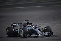 Hamilton urges better communication after Bahrain "no man's land"