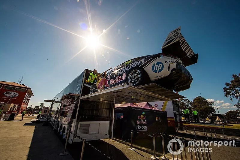 Jamie Whincup, Triple Eight Race Engineering Holden