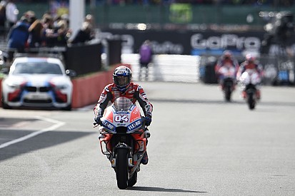FP1 MotoGP San Marino: Dovizioso pimpin sesi, Marquez-Rossi tercecer