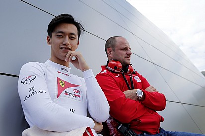 Екс-юніор Ferrari з Китаю став тест-пілотом Renault Ф1