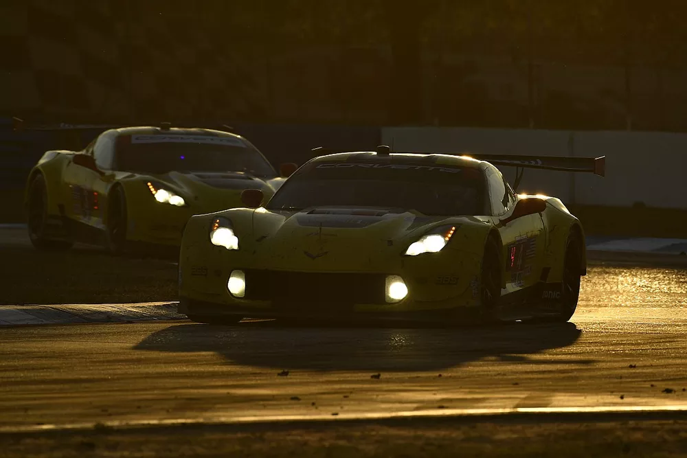 #4 Corvette Racing Chevrolet Corvette C7.R, GTLM: Oliver Gavin, Tommy Milner, Marcel Fassler, #3 Corvette Racing Chevrolet Corvette C7.R, GTLM: Antonio Garcia, Jan Magnussen, Mike Rockenfeller