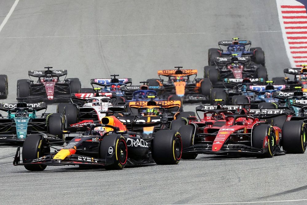Max Verstappen, Red Bull Racing RB19, Charles Leclerc, Ferrari SF-23, Carlos Sainz, Ferrari SF-23, Lando Norris, McLaren MCL60, Lance Stroll, Aston Martin AMR23, the rest of the field