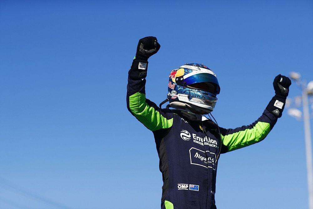 Nick Cassidy, Envision Racing, 1st position, celebrates