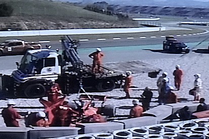Vettel, Barcelona testlerinde kaza yaptı