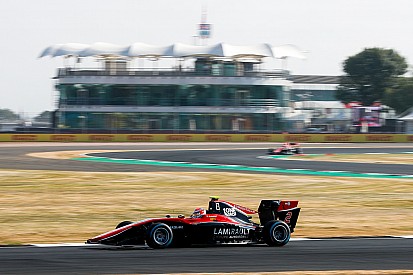 GP3 Silverstone: Hubert vierde polesitter van het seizoen