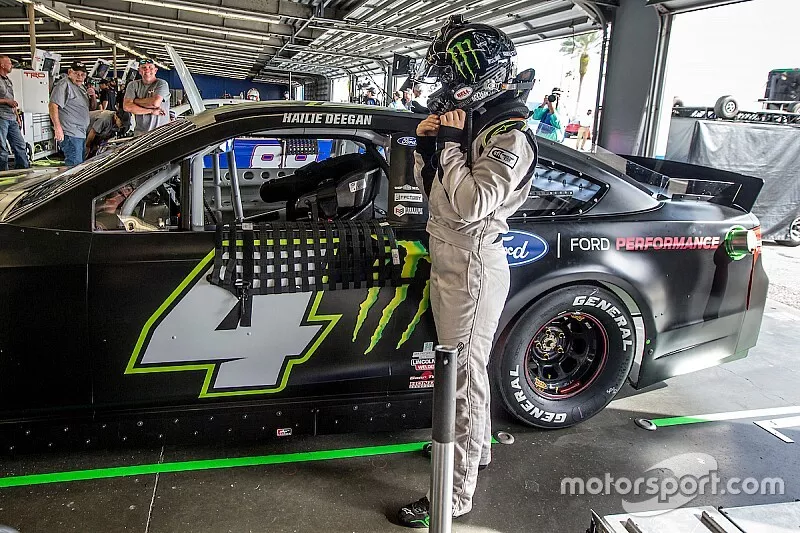 Hailie Deegan, Ford