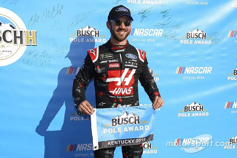 Ganador de la Pole, Daniel Suarez, Stewart-Haas Racing, Ford Mustang Haas Automatio