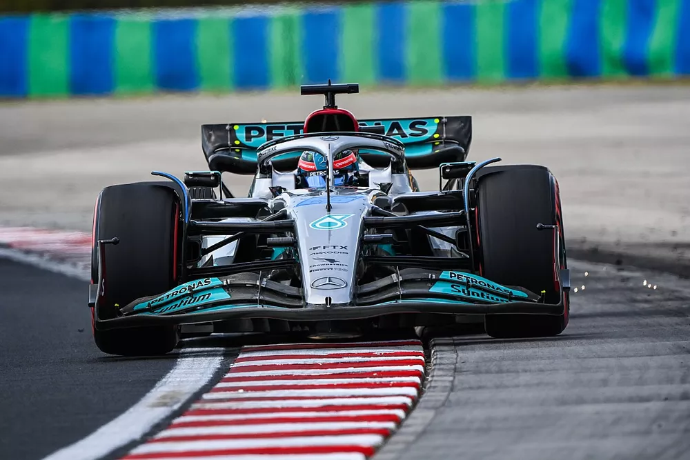 George Russell, Mercedes W13