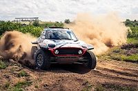 Hołowczyc nie zwalnia tempa