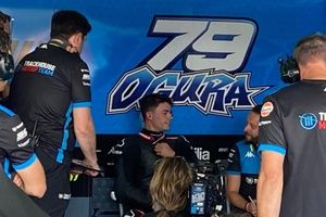 Manu Gonz&aacute;lez debuta con una enorme sonrisa al manillar de una MotoGP de Trackhouse