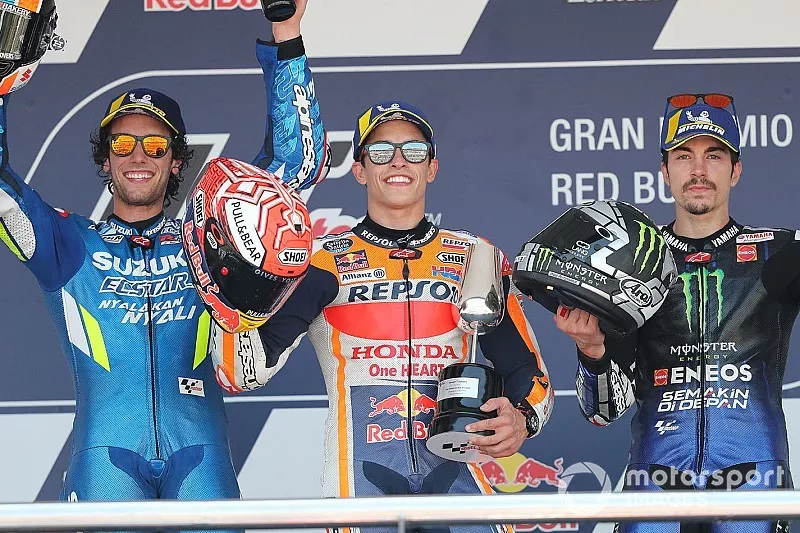 Podium : le vainqueur Marc Márquez, Repsol Honda Team, deuxième place Alex Rins, Team Suzuki MotoGP, troisième place Maverick Vinales, Yamaha Factory Racing