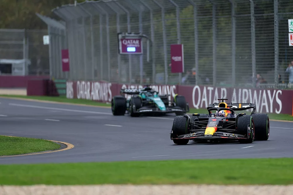 Max Verstappen, Red Bull Racing RB19, Lance Stroll, Aston Martin AMR23