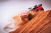 Loeb se impone en la etapa 10 para poner algo de emoción al Dakar 2023