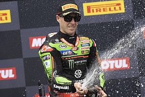 Rea adelanta a Bautista en la última vuelta para ganar en Estoril