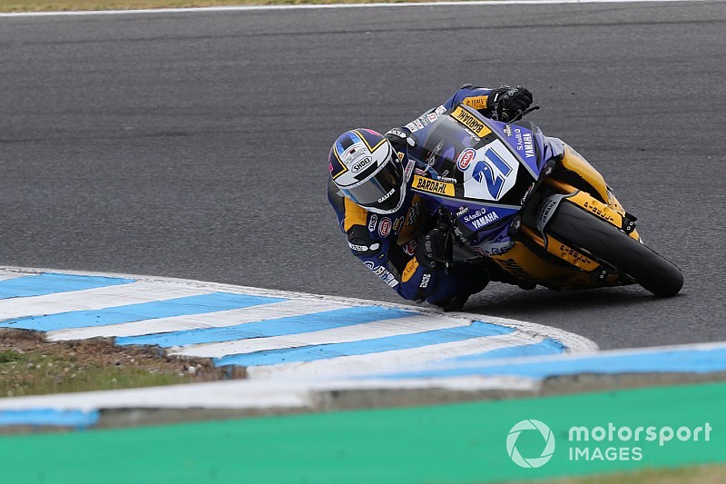 Krummenacher vince la prima gara della stagione a Phillip Island