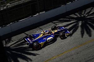Rossi dedica la victoria de Long Beach a su abuelo fallecido