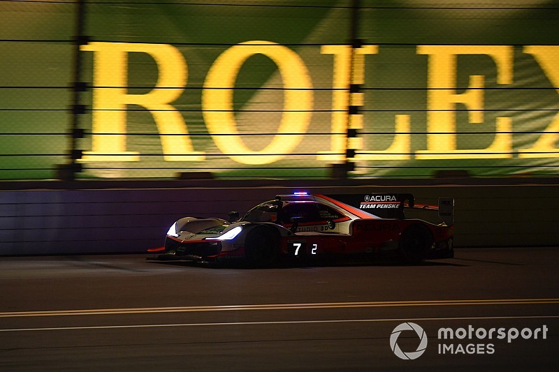 Rolex 24, Hour 10: One Acura leads as the other finds trouble