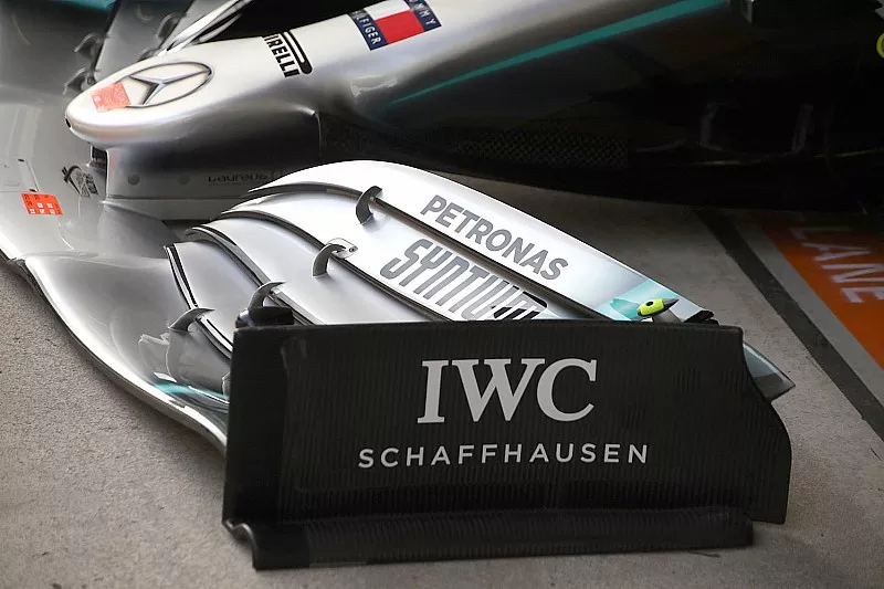 Detalle del aler&oacute;n delantero del Mercedes AMG F1 W10 