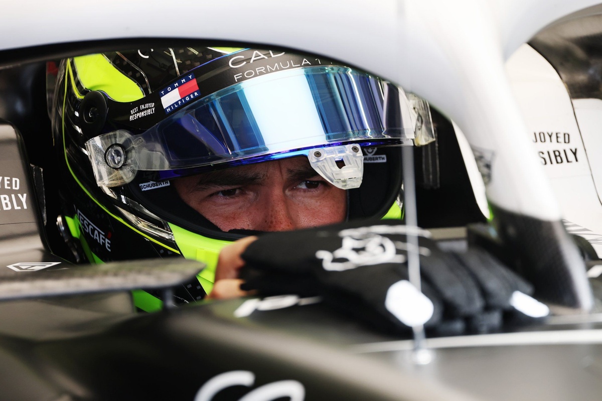 Les critiques contre Pérez sont "injustifiées", selon Pat Symonds