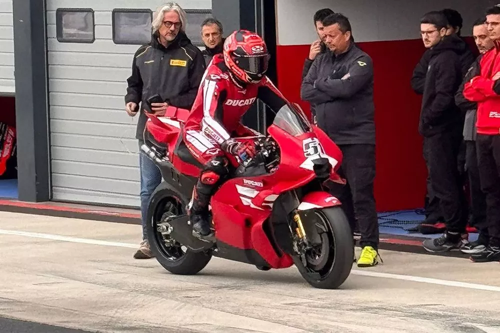 Ducati 850 2027
