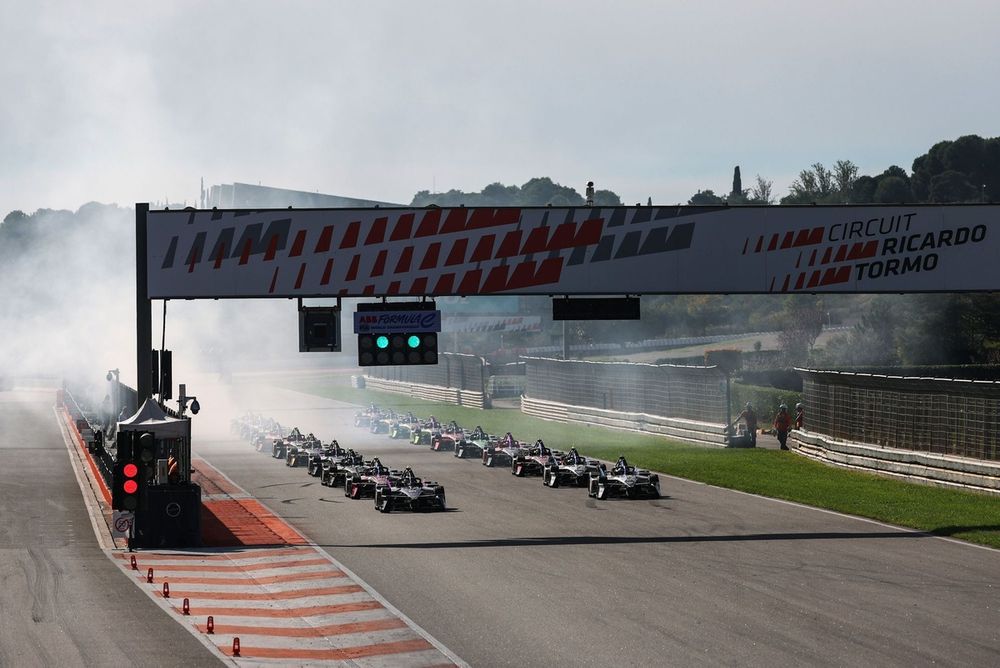 The drivers line up on the grid during a race simulation 