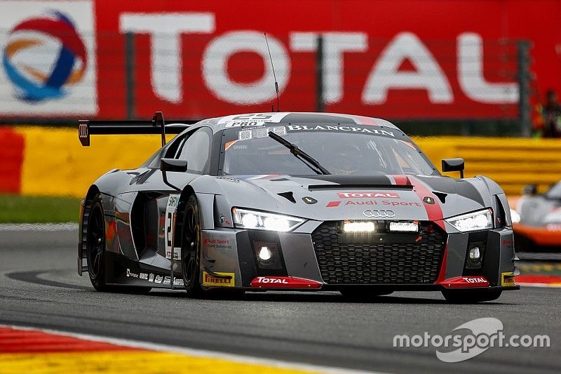 #25 Audi Sport Team Sainteloc Racing Audi R8 LMS: Markus Winkelhock, Christopher Haase, Jules Gounon