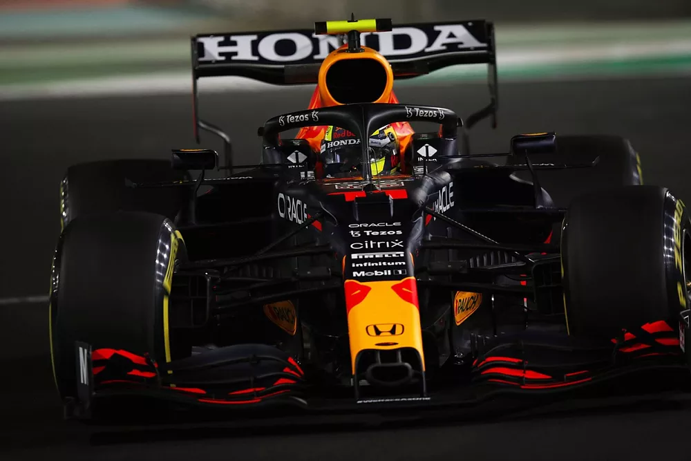 Sergio P&eacute;rez, Red Bull Racing RB16B