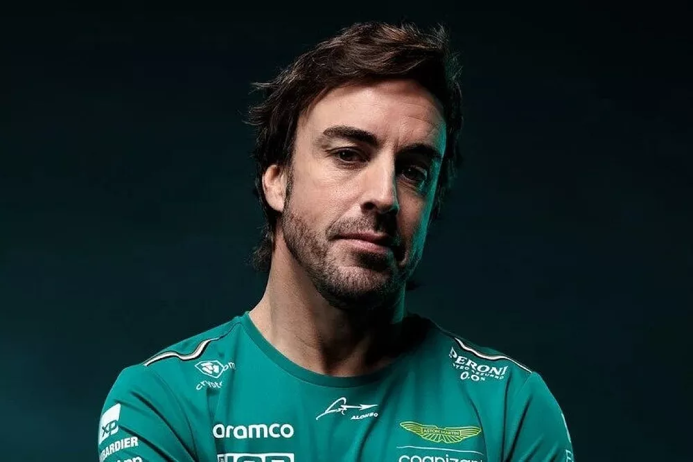 Fernando Alonso con Aston Martin 