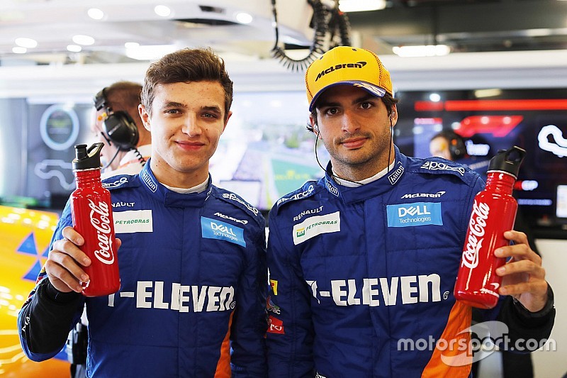 Праздник к ним приходит. Coca-Cola продлила спонсорский контракт с McLaren