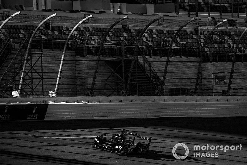 #10 Konica Minolta Cadillac DPi-V.R. Cadillac DPi, DPi: Renger Van Der Zande, Jordan Taylor, Fernando Alonso Diaz, Kamui Kobayashi