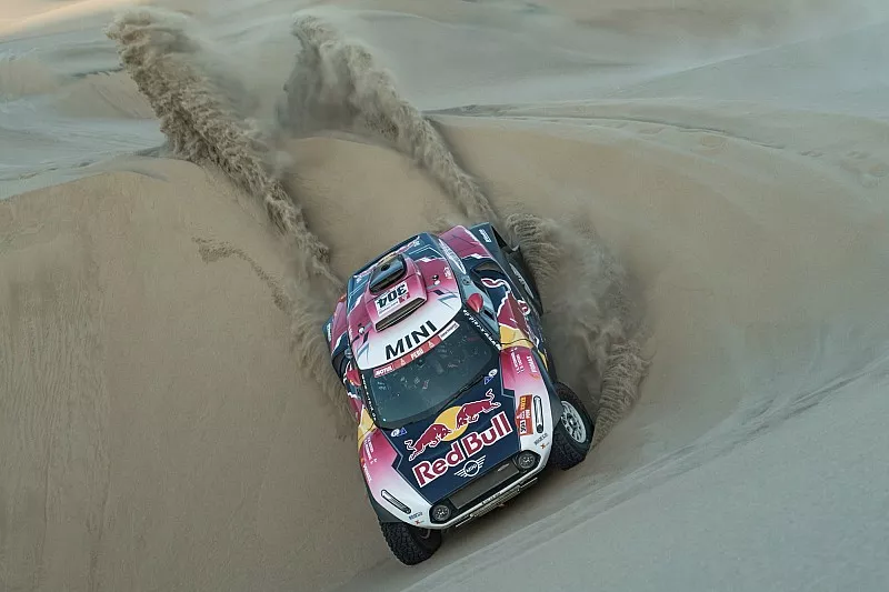 #304 X-Raid Mini JCW Team: St&eacute;phane Peterhansel, David Castera