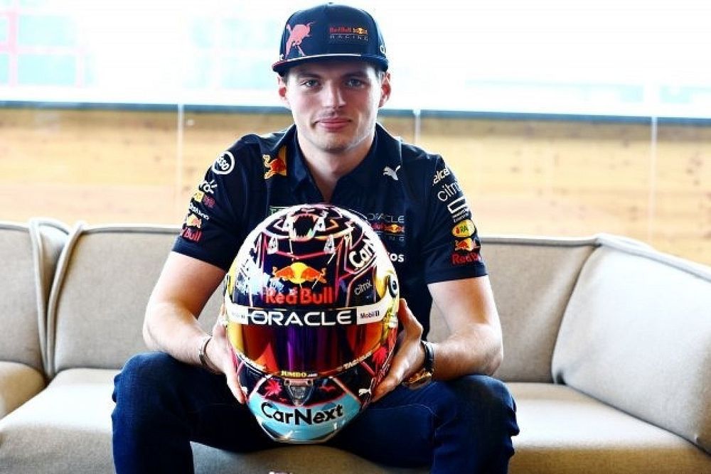 Casco de Verstappen para Miami
